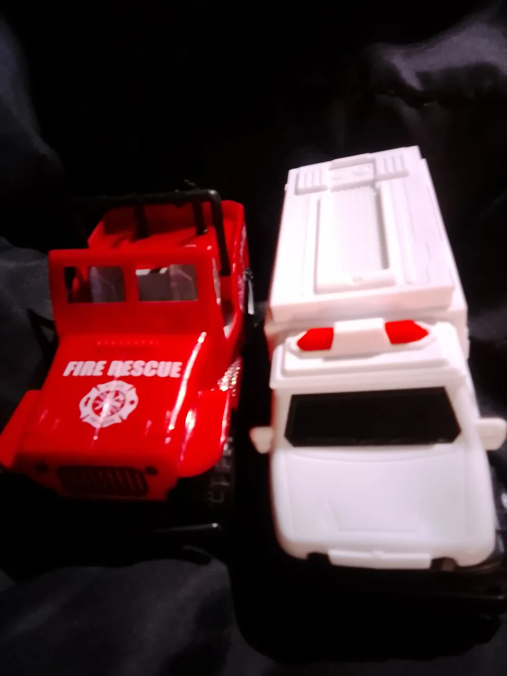 toy emergency rescue vehicle Bundle